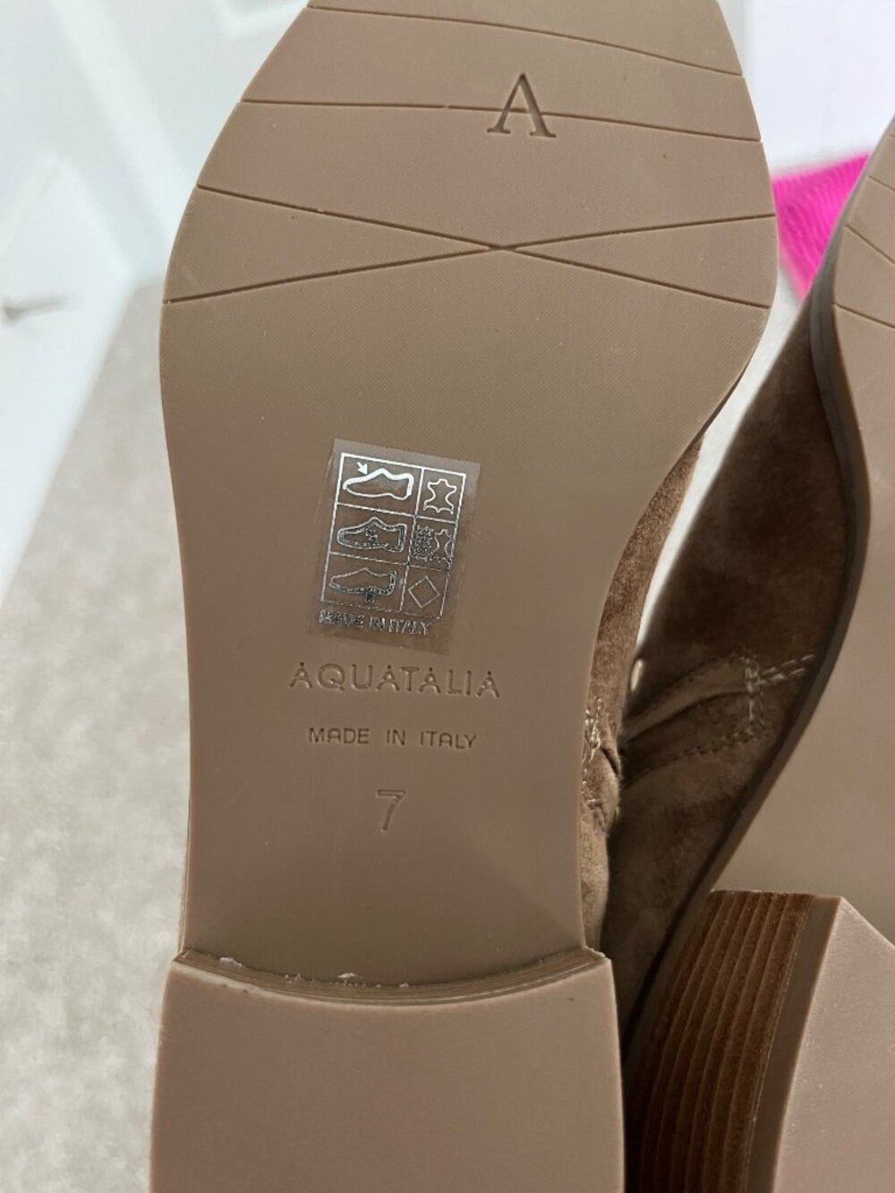 Aquatalia Ronalda Weatherproof Suede‎ Studded Ankle Boots Size 7 - Picture 6 of 7